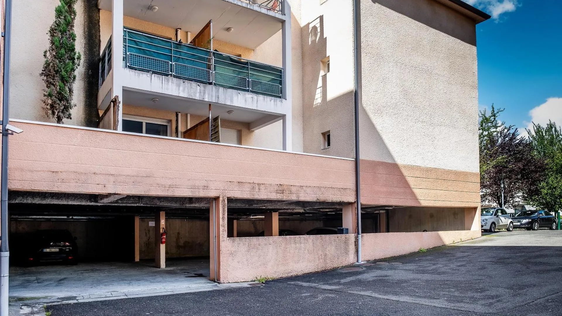 Appart. T 1 Bis, Centre Ville, Entierement Renove Lourdes France